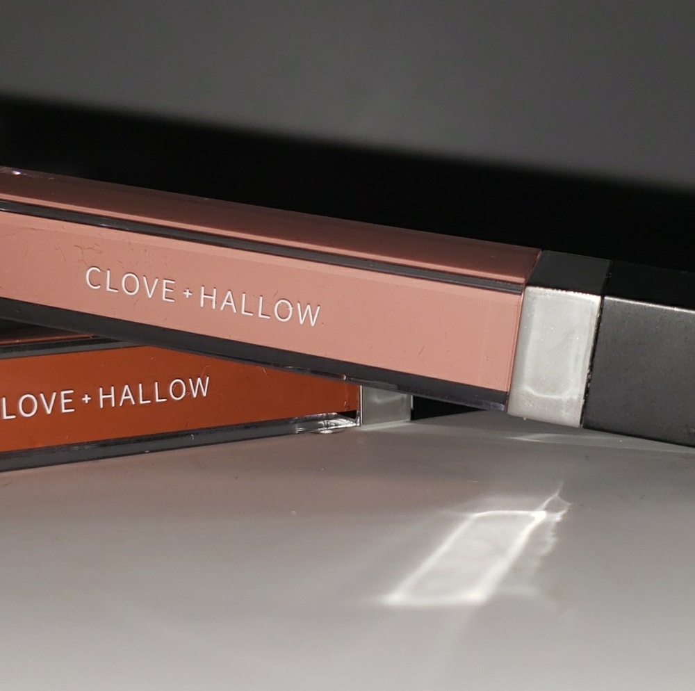 Clove & Hallow Lip Velvet